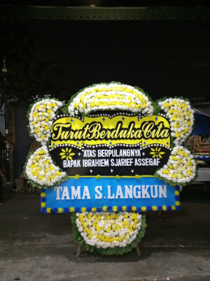 Papan Bunga Duka di Sako